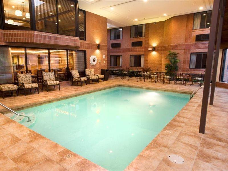 Ann Arbor Regent Hotel And Suites Exterior foto